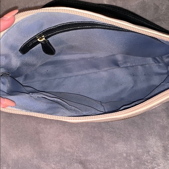 pocket book - Picture 3 of 5